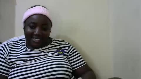 Snapshot of sexxy_bree chatting on February 13, 8:55 pm sexxy_bree online show from February 13, 8:55 pm