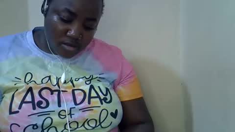 Snapshot of sexxy_bree chatting on September 13, 9:36 pm sexxy_bree online show from September 13, 9:36 pm