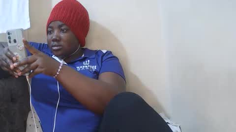 Snapshot of sexxy_bree chatting on October 5, 7:56 pm sexxy_bree online show from October 5, 7:56 pm