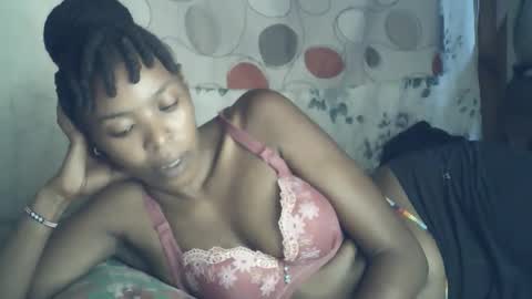 sexxy_curvy23 online show from March 7, 5:59 am