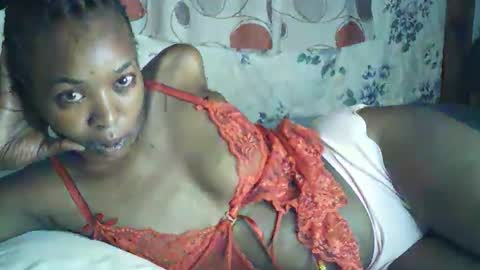 sexxy_curvy23 online show from March 29, 4:12 am