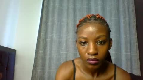 Snapshot of sexxy_lunah chatting on August 1, 10:58 am sexxy_lunah online show from August 1, 10:58 am