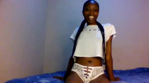 Snapshot of sexxy_natasha19 chatting on May 31, 7:59 pm sexxy_natasha19 online show from May 31, 7:59 pm