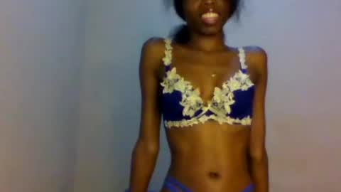 Snapshot of sexxy_natasha19 chatting on June 19, 12:53 pm sexxy_natasha19 online show from June 19, 12:53 pm