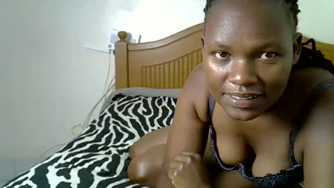 sexxyfrey online show from May 21, 7:37 am