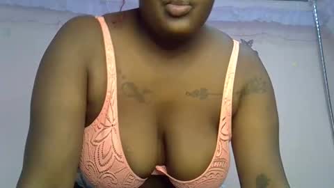Snapshot of sexxykaree chatting on June 3, 9:01 am sexxykaree online show from June 3, 9:01 am