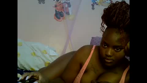 Snapshot of sexxykaree chatting on June 3, 7:19 pm sexxykaree online show from June 3, 7:19 pm