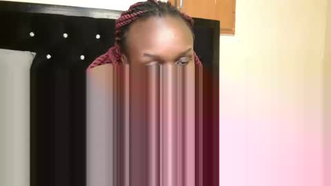 Snapshot of sexxymaya25 chatting on September 27, 7:13 am maya online show from September 27, 7:13 am