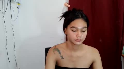 Snapshot of sexxyyesladyboyxxxx chatting on May 28, 8:44 am sexxyyesladyboyxxxx online show from May 28, 8:44 am