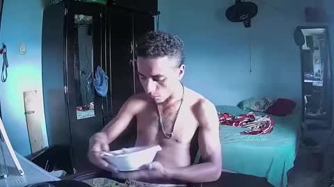 Snapshot of sexy_0boy chatting on May 24, 7:41 pm Sebastian online show from May 24, 7:41 pm