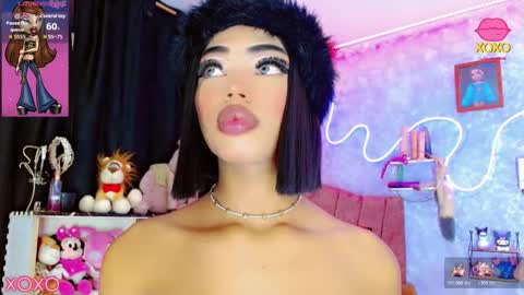 Snapshot of sexy_aisha18 chatting on December 21, 1:57 am sexy_aisha18 online show from December 21, 1:57 am