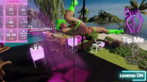 Snapshot of sexy_ambarr chatting on November 2, 12:13 am Ambar online show from November 2, 12:13 am