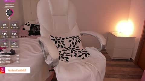 Snapshot of sexy_amber_ chatting on December 28, 5:12 am sexy_amber_ online show from December 28, 5:12 am