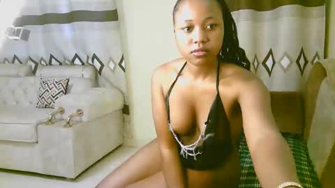 Ariana online show from December 2, 11:48 am