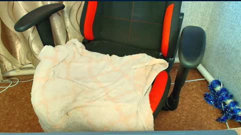 Jessica  Face only in pvt or in snapchat Dont ask more.... online show from February 20, 12:36 pm