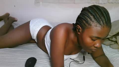 Snapshot of sexy_banice chatting on July 14, 6:18 am sexy_banice online show from July 14, 6:18 am