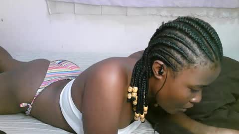 Snapshot of sexy_banice chatting on July 15, 7:02 am sexy_banice online show from July 15, 7:02 am