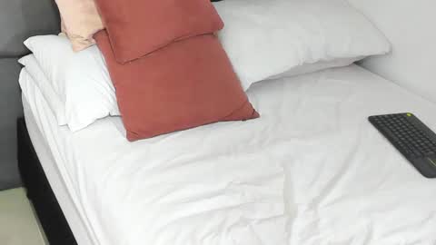 Snapshot of sexy_blackman chatting on February 5, 12:53 am sexy blackman online show from February 5, 12:53 am