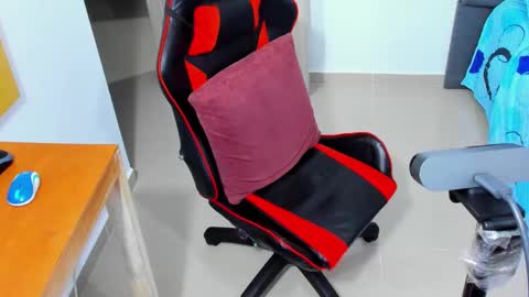 Snapshot of sexy_blackman chatting on March 3, 10:42 pm sexy blackman online show from March 3, 10:42 pm