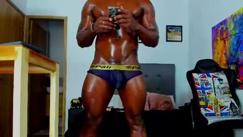 Snapshot of sexy_blackman chatting on July 30, 8:08 pm sexy blackman online show from July 30, 8:08 pm