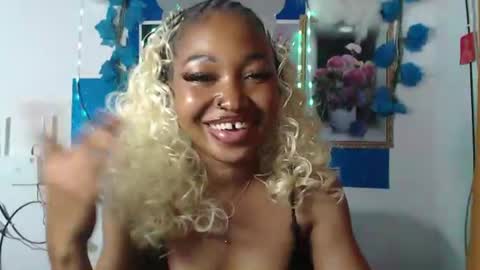 sexy_bluey247 online show from July 8, 4:00 pm
