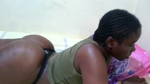 Snapshot of sexy_butt1 chatting on May 27, 7:49 am sexy butt1 online show from May 27, 7:49 am