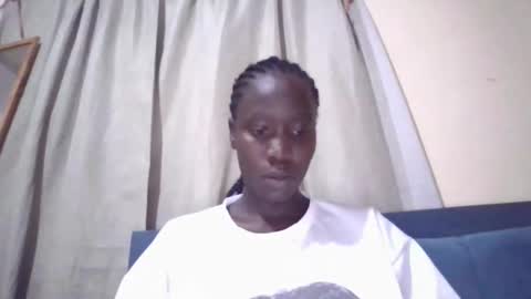 Snapshot of sexy_butty01 chatting on October 24, 4:36 pm sexy_butty01 online show from October 24, 4:36 pm