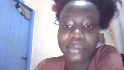 Snapshot of sexy_butty01 chatting on November 8, 6:18 pm sexy_butty01 online show from November 8, 6:18 pm