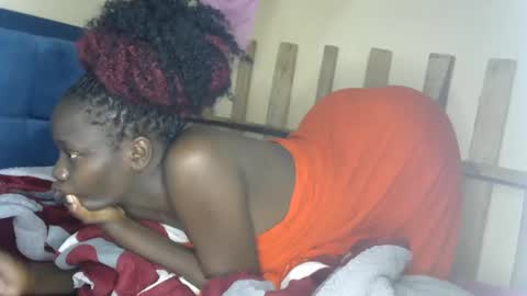 Snapshot of sexy_butty01 chatting on November 11, 5:57 pm sexy_butty01 online show from November 11, 5:57 pm