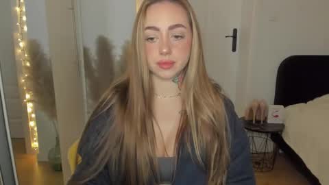 C o r a l i e online show from January 18, 8:07 am