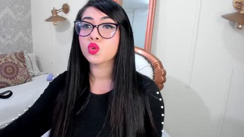  C R I S T A L  online show from January 22, 4:34 am