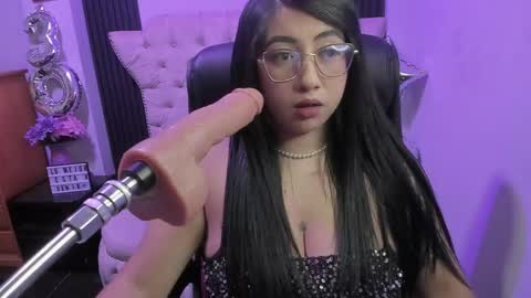 Snapshot of sexy_cristall chatting on May 16, 7:45 pm C R I S T A L online show from May 16, 7:45 pm