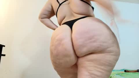 karla           instagram  online show from February 14, 5:03 pm