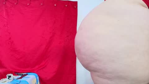 karla           instagram  online show from September 23, 3:26 pm