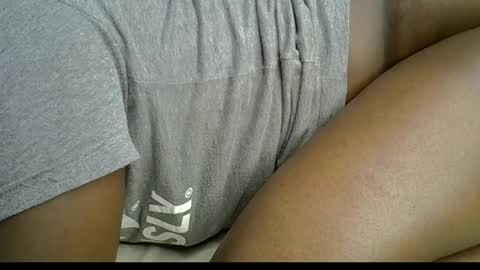 Snapshot of sexy_esther92 chatting on November 3, 7:20 am sexy_esther92 online show from November 3, 7:20 am