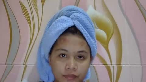 henley online show from March 24, 7:35 am