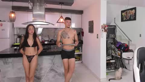 WENDY  MAX  AND VICKY online show from February 25, 5:06 am