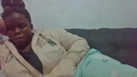 Sexy hottiee online show from May 5, 7:00 pm