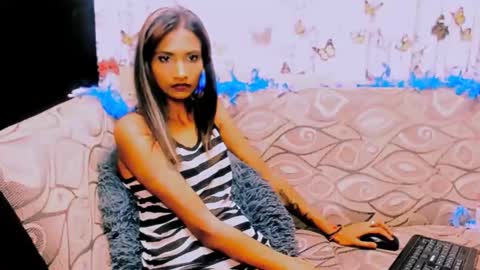 Snapshot of sexy_indian0009 chatting on November 8, 8:36 am sexy_indian0009 online show from November 8, 8:36 am