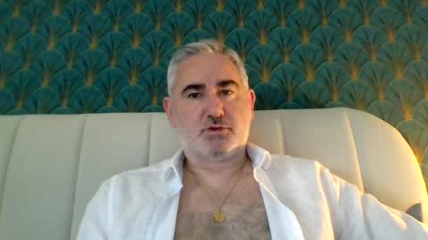 Snapshot of sexy_italiandaddy chatting on June 24, 6:23 am Antonio online show from June 24, 6:23 am