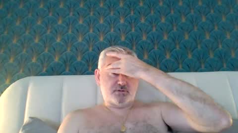 Snapshot of sexy_italiandaddy chatting on July 15, 6:18 am Antonio online show from July 15, 6:18 am