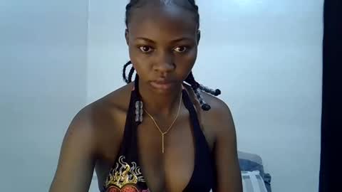 Snapshot of sexy_june20 chatting on May 19, 6:42 am sexy_june20 online show from May 19, 6:42 am