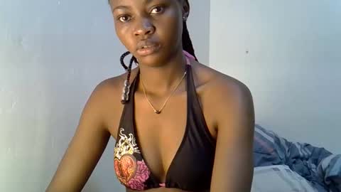Snapshot of sexy_june20 chatting on May 27, 8:50 pm sexy_june20 online show from May 27, 8:50 pm