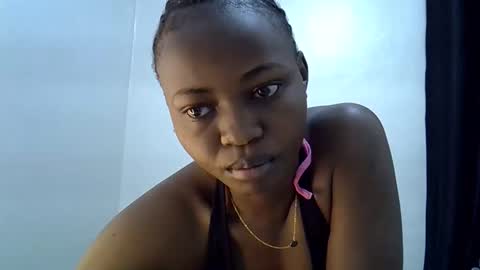 Snapshot of sexy_june20 chatting on May 29, 11:25 pm sexy_june20 online show from May 29, 11:25 pm