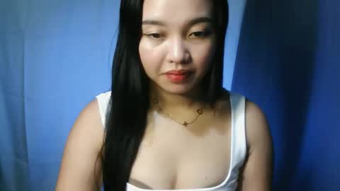 Snapshot of sexy_kella1 chatting on December 5, 11:41 am sexy_kella1 online show from December 5, 11:41 am