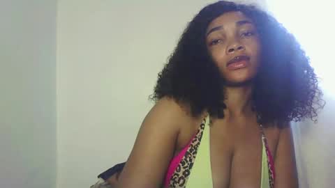 Sexy kitty881 online show from September 28, 12:32 pm