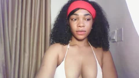 Sexy kitty881 online show from October 18, 3:46 pm