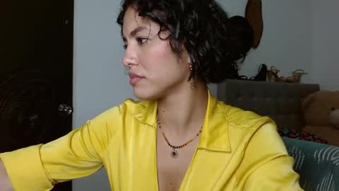 Snapshot of sexy_lia_latina chatting on May 9, 11:43 pm Celeste online show from May 9, 11:43 pm