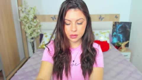 Snapshot of sexy_lily20 chatting on March 5, 5:14 am Lily online show from March 5, 5:14 am