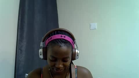 Linda online show from June 10, 2:56 am